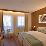 Hotel Beau Sejour 3*