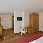 Hotel Beau Sejour 3*