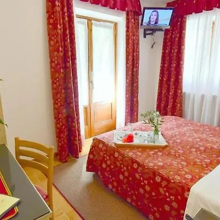 Beau Sejour Otel Etroubles